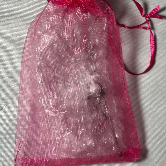 New with tags, womens rhinestone bracelet, #C767 - Picture 4 of 4